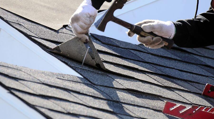 Professional gutter cleaning in Galesburg, MI